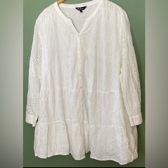Women’s white eyelet embroidered Tierred tunic dress, size 28/30 - Picture 3 of 11